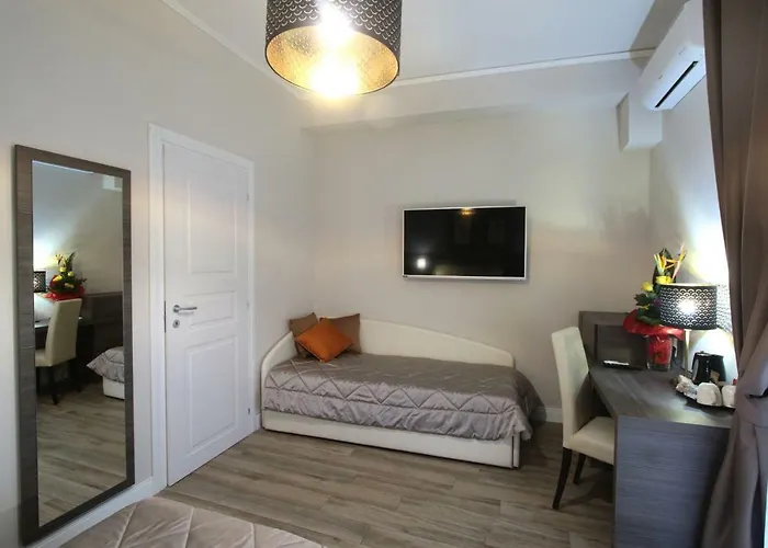 Alderotti Konukevi 4*